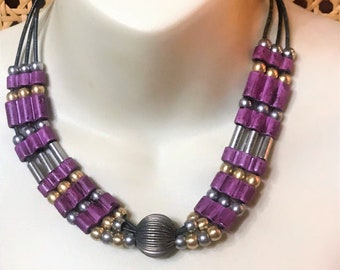 Collier perles en argile violette vintage art déco multi