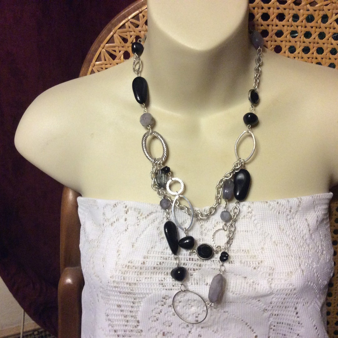 Vintage Black and Gray Acrylic Beads Silver Links Necklace. - Etsy