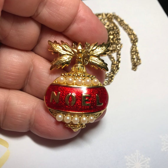 Vintage Avon Christmas ornament Noel pendant neck… - image 2