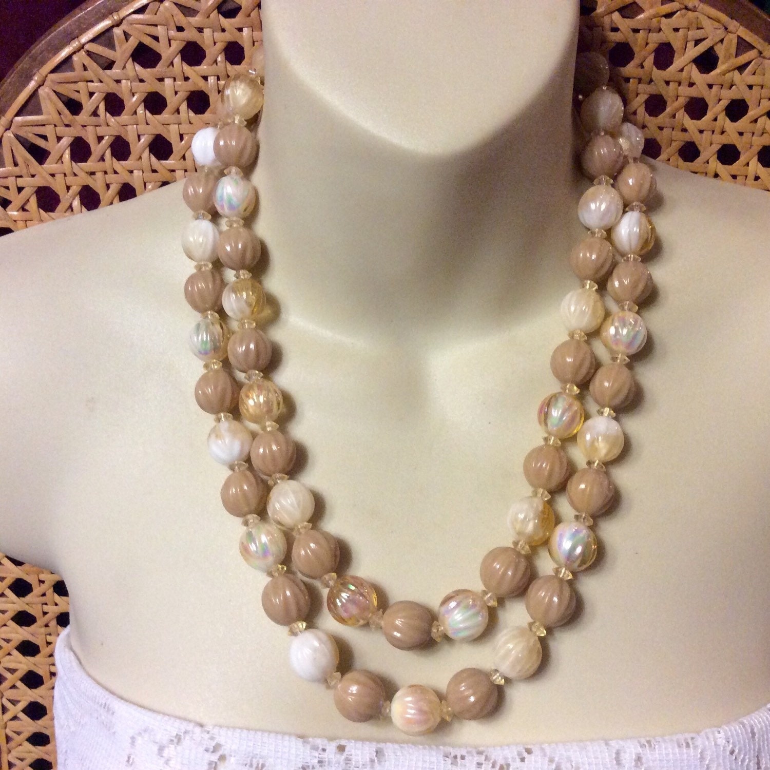 Vintage 1950s Hong Kong Double Strand Necklace. - Etsy