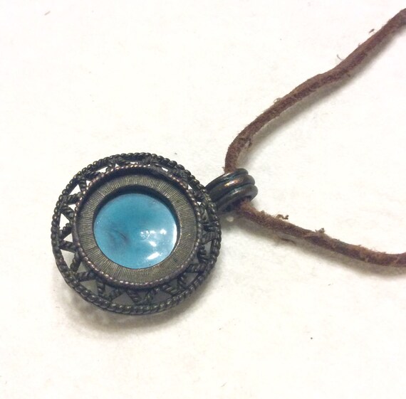 Vintage turquoise domed cabochon pendant necklace - image 3