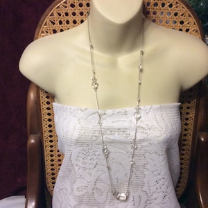 Monet glass beads serpentine chian necklace.