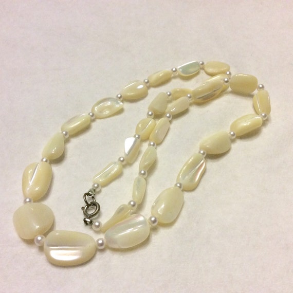 Moonstone necklace vintage 1950, something old we… - image 3