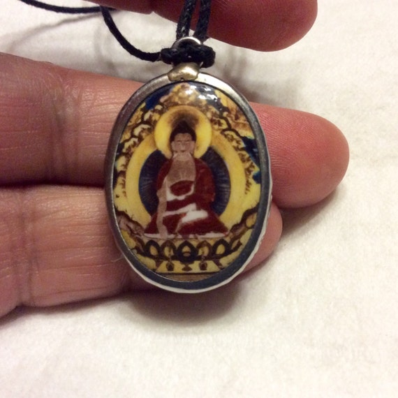 Vintage hand painted Buddha pendant necklace. - image 4