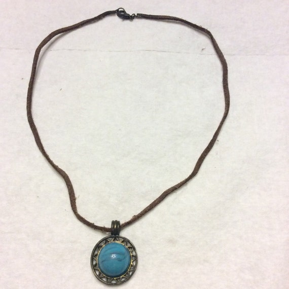 Vintage turquoise domed cabochon pendant necklace - image 2