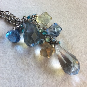 Vintage 1970&#39;s large faceted pastel acrlic beads and rhinestones necklace .