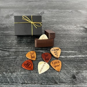 Deluxe Engraved Guitar Pick, Bestseller Gift for Boyfriend, Anniversary Gift for Husband, Custom Valentines day Gift for Him, Musician Gift