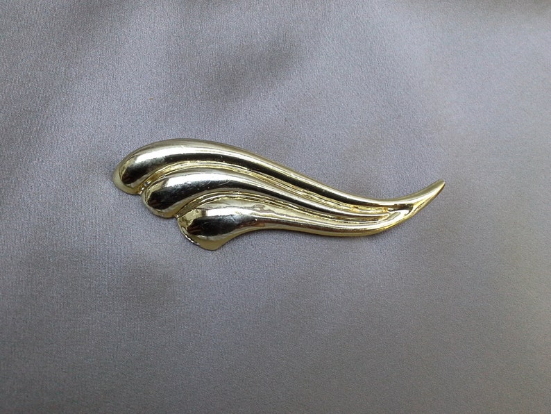 Vintage Gold Statement Pin The Wave!