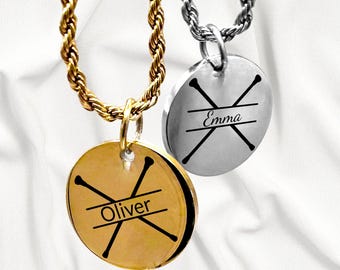 Collar con colgante de bastón giratorio personalizado: acero inoxidable grabado