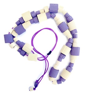 Original jewelry-Colorful statement necklace with chunky beads of corrugated paper lilac and ivory-bold adjustable necklace-abstract jewelry zdjęcie 2