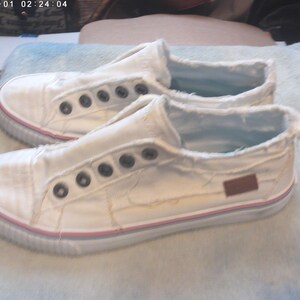 Blowfish Malibu White Tennis Shoes sz 9