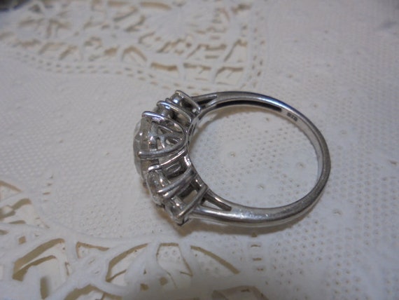 Sterling Silver White Quarts gemstone  Ring  sz 9 - image 5