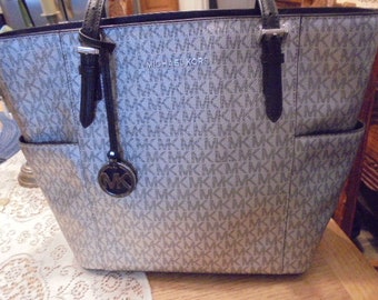 Michael Kors  East West zip Silver Gray / Black Signature Tot  Handbag