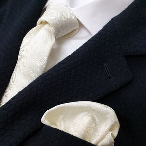Tie 3 Inch in Ivory Cream off White Paisleys Pocket Square