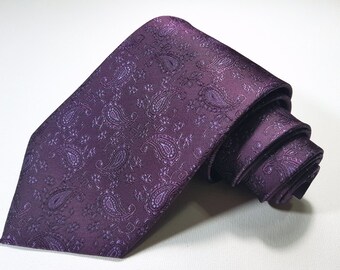 Tie in Plum Dark Purple Paisley Tonal Solid