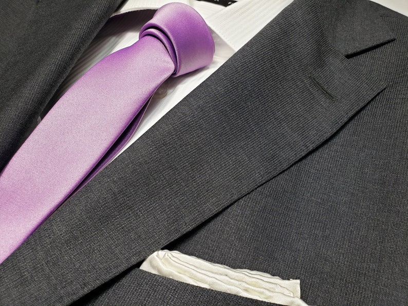 Tie in Tahiti Light Purple 2 or 3 inch wide