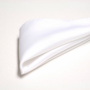 Pocket Square in Satin White