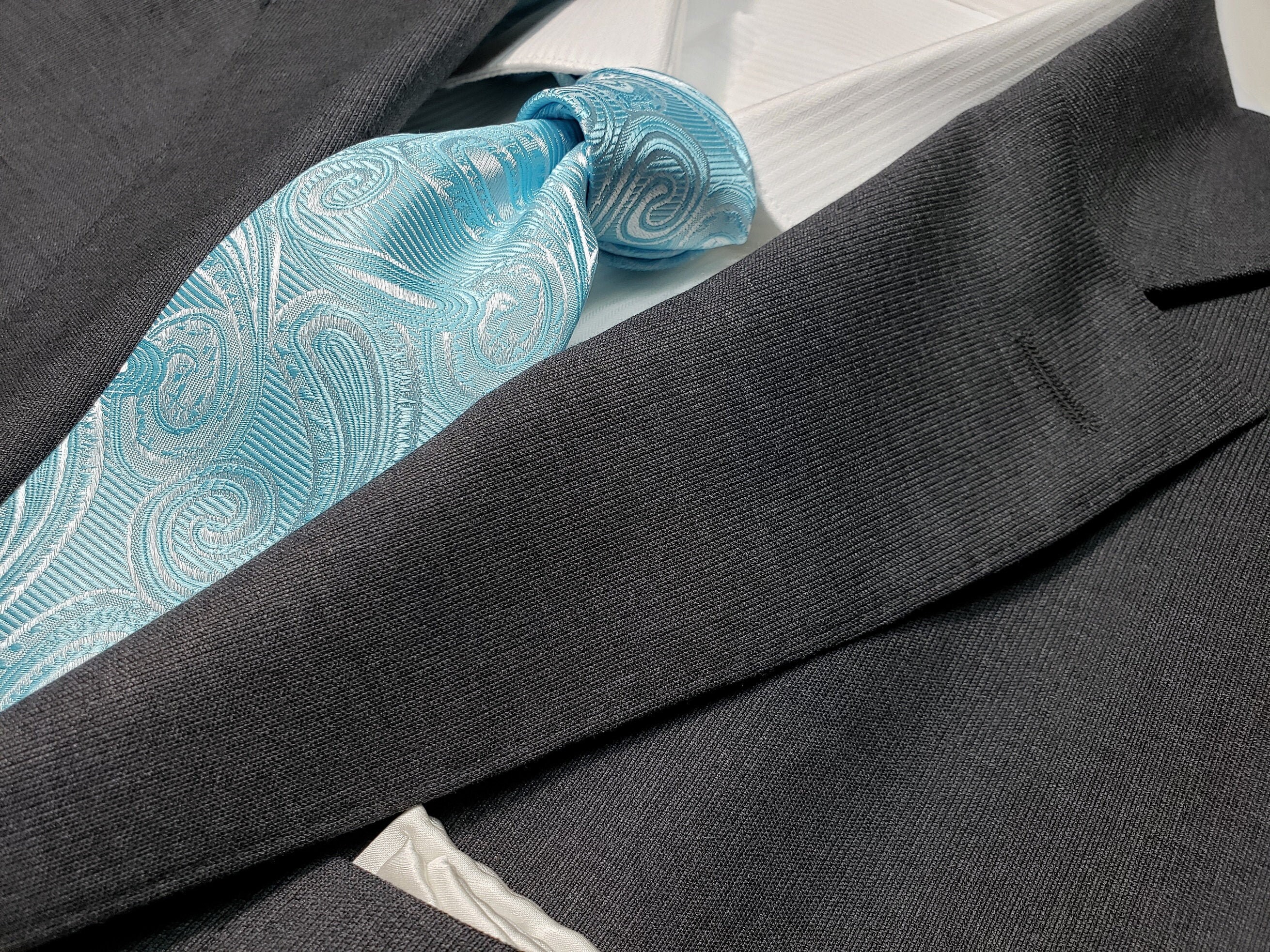 malibu blue tie