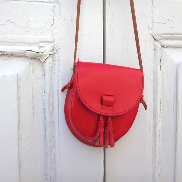 Vintage petit sac en cuir rouge avec pompons