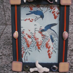 Wood Framed Japanese print: Nanten Bush and Flycatchers in the Snow
