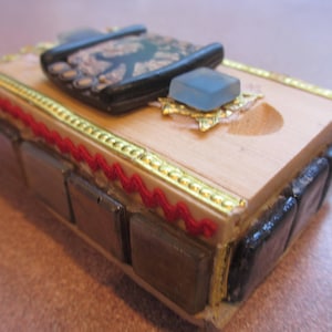 Orca, a wooden sliding box