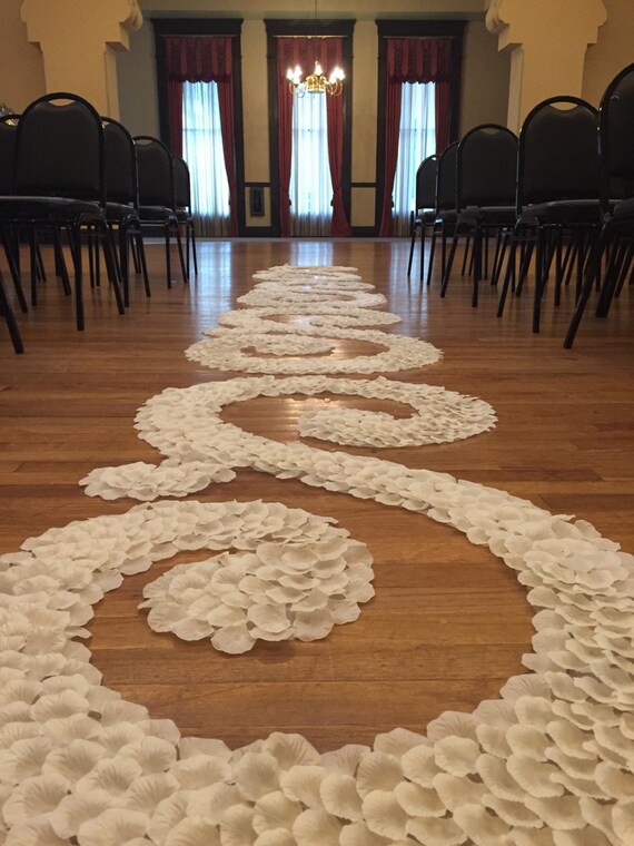 The Duchess Cream Ivory Rose Petal Aisle Runner Ivory Rose Etsy