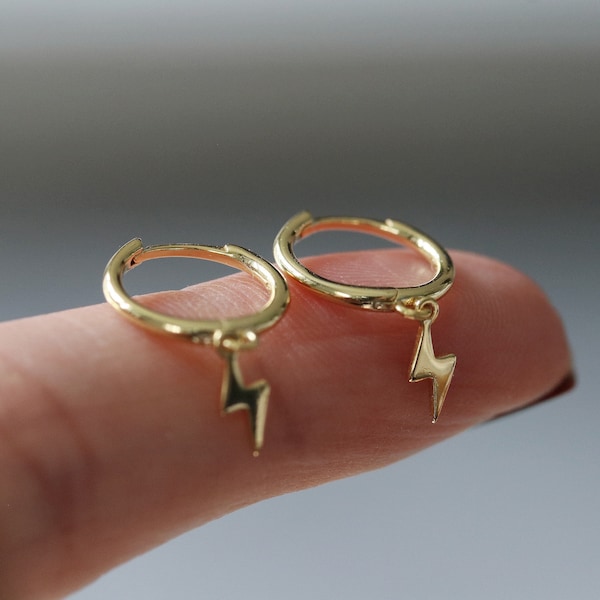 Small Gold Hoop Huggie Earrings With Lightning Bolt Charm - Punk Style Dangle Earrings