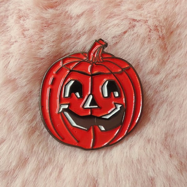 Spooky Creepy Pumpkin Halloween Autumn Gourd Pin Badge Brooch