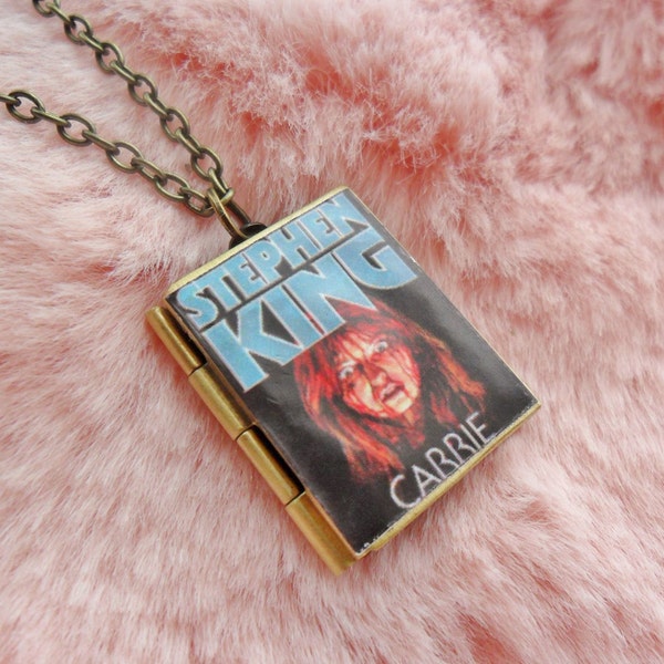 Carrie Stephen King Horror Supernatural Literature Book Reading Bronze Locket Necklace Jewellery Jewelry