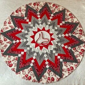 Falda para árbol de Navidad de patchwork hecha a mano