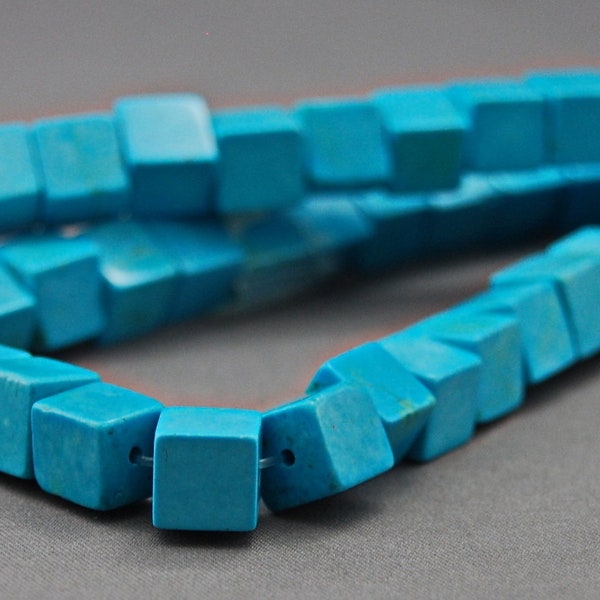 D94 - LooseTurquoise Beads