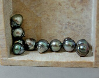 D229 - Loose Tahitian Pearls