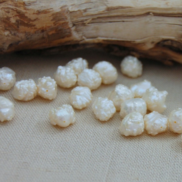 D272 - Loose White Rosebud Freshwater Pearl sets.