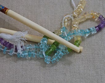 D323 - Multi-Color, Semi-Precious Wheel Shaped Beads