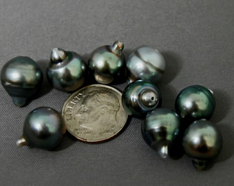 D227 - Loose Tahitian Peacock Pearls.