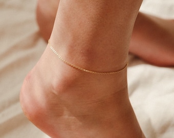 Minimal Chain Anklet, Dainty Chain Anklet, Cable Chain Anklet, Simple Chain Anklet | 14k Gold Fill, Sterling Silver | GKC_0003