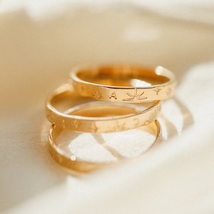 Himmlischer Bandring, personalisierter Bandring, Mond und Sterne Ring, himmlischer Ehering | 14k Gold Fill, Sterling Silber | GRB_0528