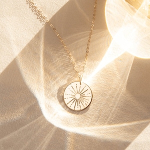 Large Sunbeam Necklace, Minimal Celestial Pendant, Sun Tarot Jewelry, Sunshine Necklace 14k Gold Fill, Sterling Silver, Rose Gold LN216 画像 1