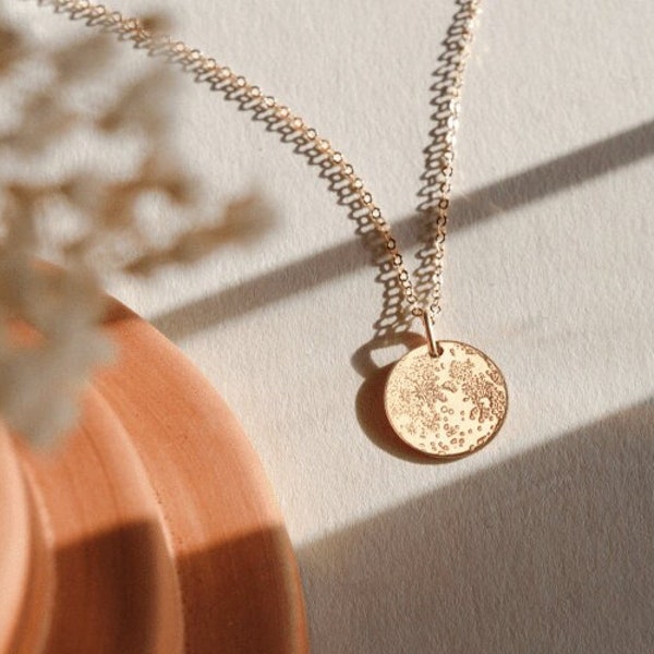 Luna ketting, echte volle maan ketting, handgemaakte hemelse hanger | 14k gouden vulling, sterling zilver | GNV_0213_RM