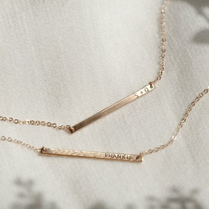 Sierlijke gepersonaliseerde staafketting, aangepaste naamketting, ketting met minimale initialen | 14k gouden vulling, sterlingzilver, roségoud | LN120_30