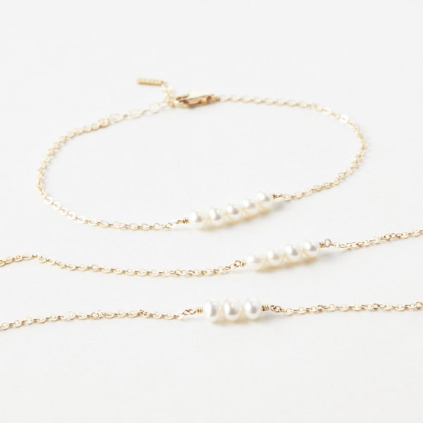 Bracelet de perles personnalisé, choisissez jusqu’à 7 perles, chaîne de perles d’eau douce délicate | Remplissage d’or 14 carats, argent sterling, or rose | LB613