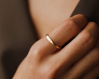 Floral Signet Ring, Dainty Signet Ring, Minimal Flower Ring, Vintage Style Signet Ring | 14k Gold Fill, Sterling Silver | GRB_0512