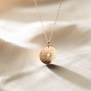 Large Sunbeam Necklace, Minimal Celestial Pendant, Sun Tarot Jewelry, Sunshine Necklace 14k Gold Fill, Sterling Silver, Rose Gold LN216 画像 6