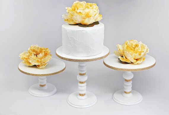 3 white gold cake