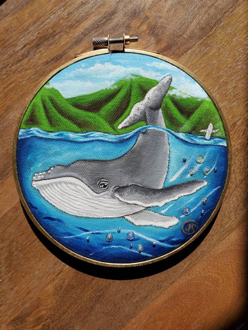 ORIGINAL Humpback whale baby hand-painted. Embroidery hoop art Ocean. Hawaii Sea Beach Wall art needlework painting. GREAT GIFT image 3