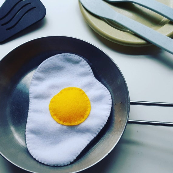 play food eggs