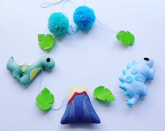 Felt dinosaur garland, dinosaur wall hanging, dinosaur nursery decor, modern nursery decor