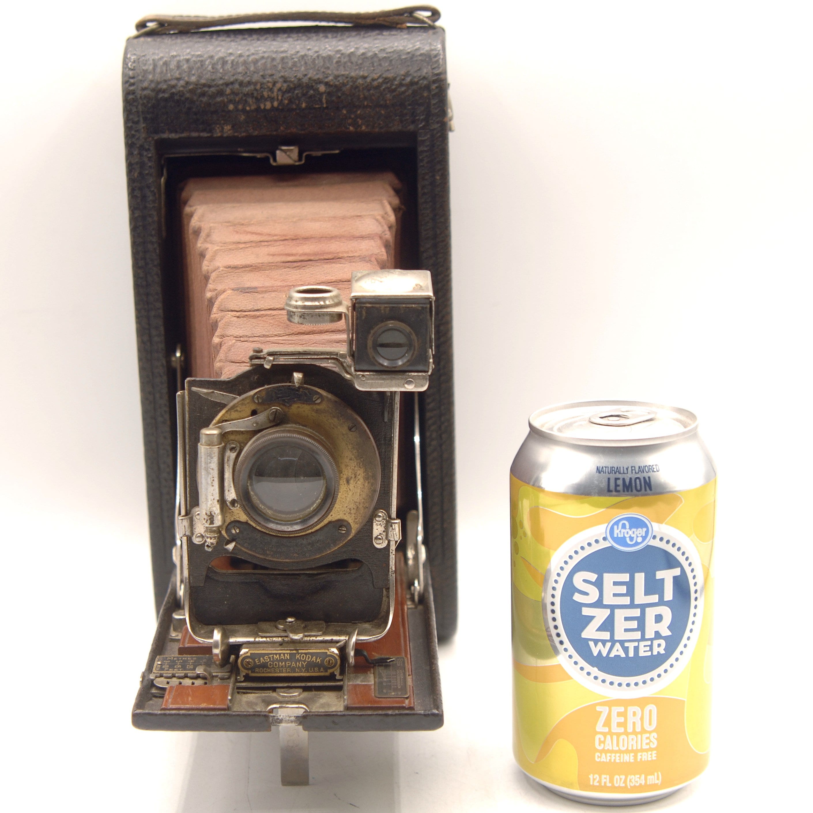 No. 3A Model B2 Pocket Kodak Folding Camera, Large Antique Folding