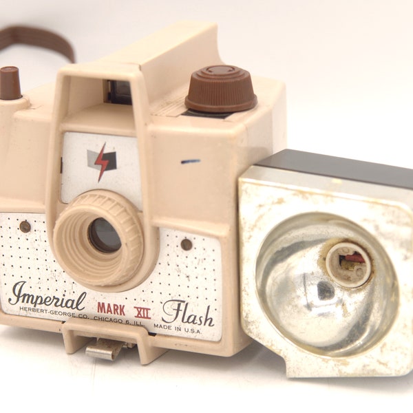 Vintage Tan Imperial Flash Mark XII Camera, 620 Film Camera, Vintage Box Camera, Retro Film Camera, Camera Prop, Film Collector, C1084