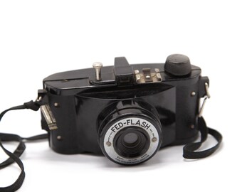 Vintage Bakelite Camera, Fed-Flash for 127 Film, Antique Bakelite Camera, Old Photography Camera, Camera Gear, Decor, C1599-F3
